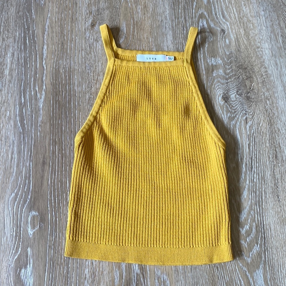 Lush crop top